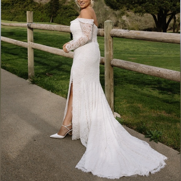 Anthropologie Jenny Yoo Dove Wedding Elegant Off-Shoulder Lace Dress - Picture 4 of 6